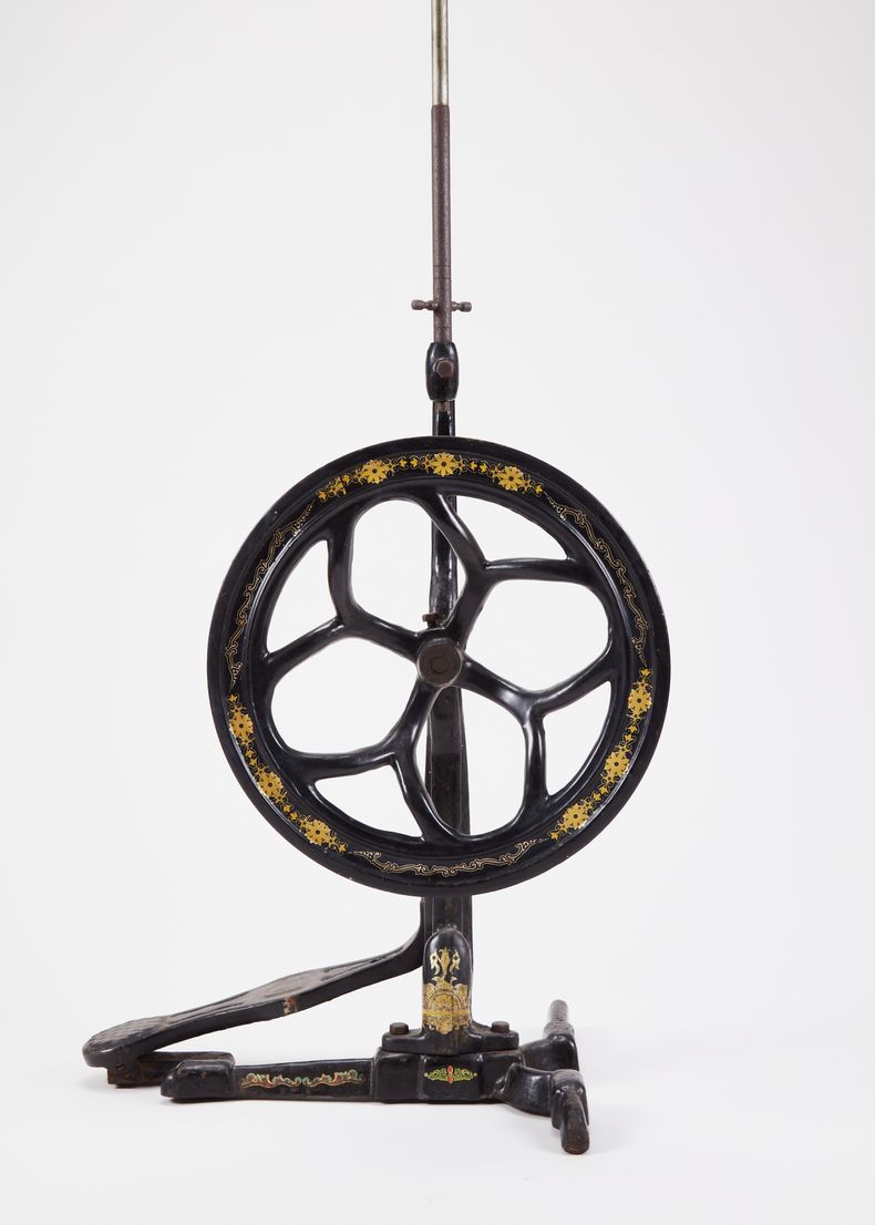 [뮤지엄x만나다] 꽃무늬 풋엔진 이야기 이미지